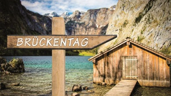 Brückentag AdobeStock 215348385 590 x 393